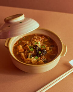 Clay Pot Noodle Soup (V)