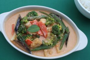Thai Green or red Vegetables curry with jasmin rice(V)