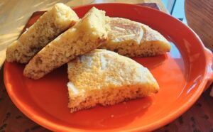 Traditional Myanmar pancke with coconut sprinkle on top(E)